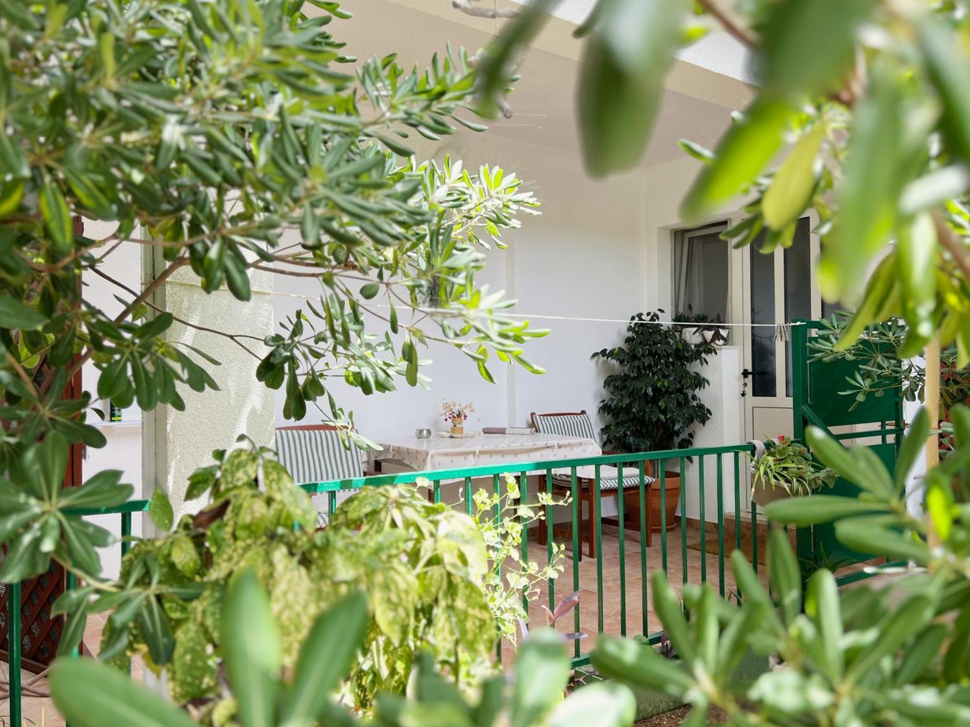 Room Tai - Spacious And Comfy With Private Terrace Hvar Town Exterior foto